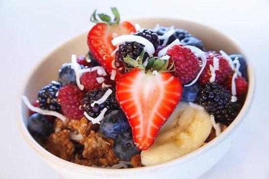 Daily Kitchen & Wellness Bar